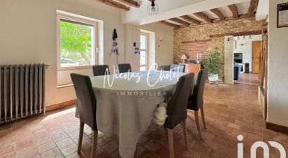 House 6 rooms of 128 m² in Beaucouzé (49070)