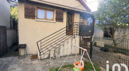 Building in Maisons-Alfort (94700) of 262 m²