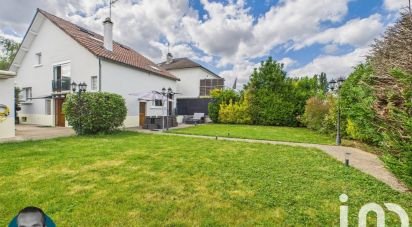House 8 rooms of 226 m² in Créteil (94000)