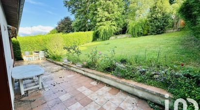 Traditional house 8 rooms of 130 m² in Saint-Germain-de-la-Grange (78640)