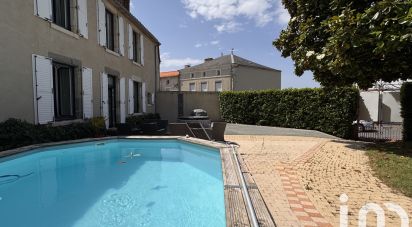 Townhouse 9 rooms of 284 m² in La Châtaigneraie (85120)