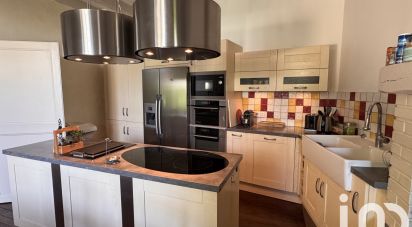 Townhouse 9 rooms of 284 m² in La Châtaigneraie (85120)